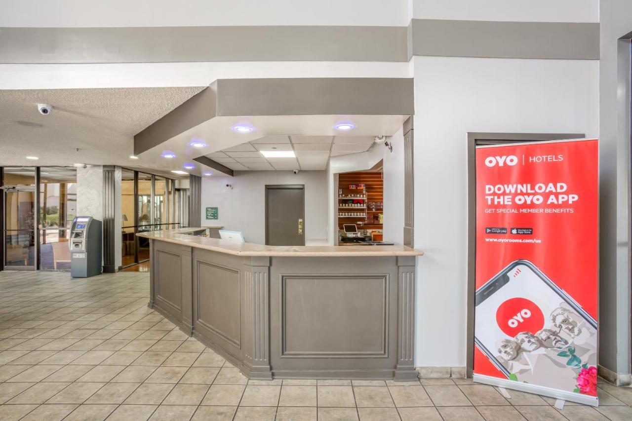 Oyo Hotel Tulsa I-44 Midtown Екстериор снимка